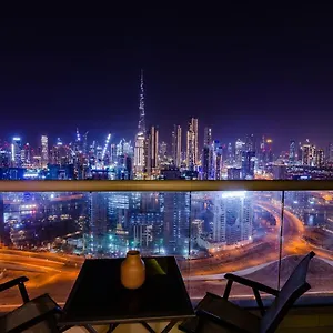 Royal Club By Rvhr, Paramount Tower B, Business Bay Апартаменты Дубай